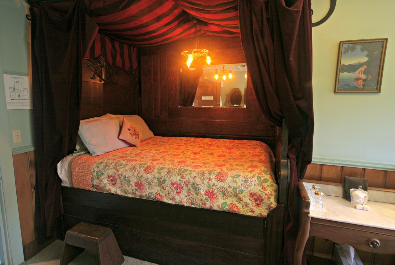 Kangaroo House Bed & Breakfast Eastsound 외부 사진
